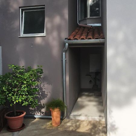 Apartman Tika Apartment Pula Exterior photo